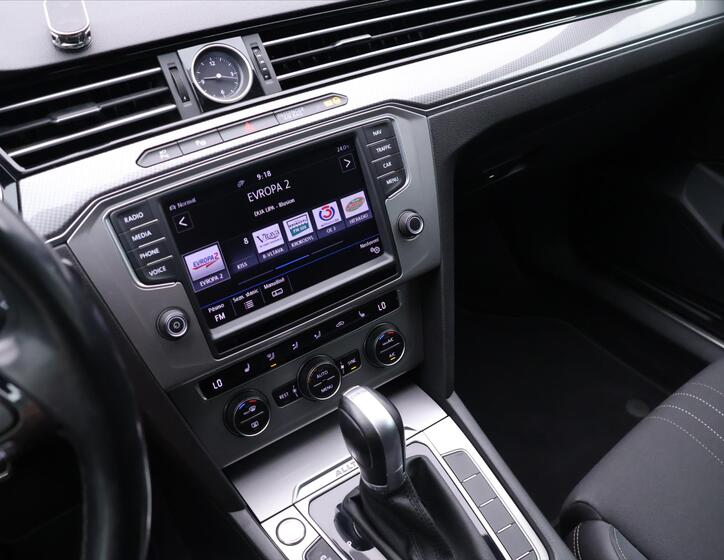 Volkswagen Passat 20