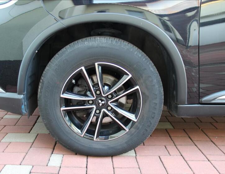 Mitsubishi Outlander 41