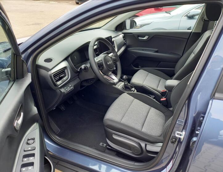 KIA Stonic 9