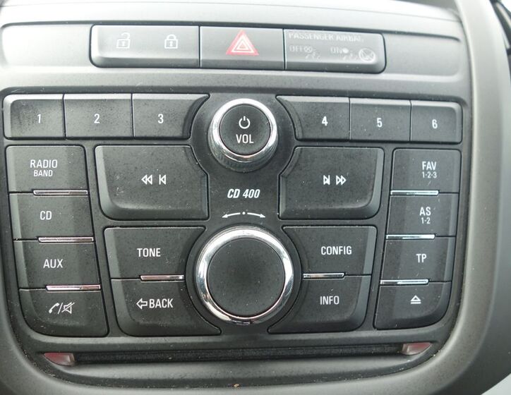 Opel Zafira 30