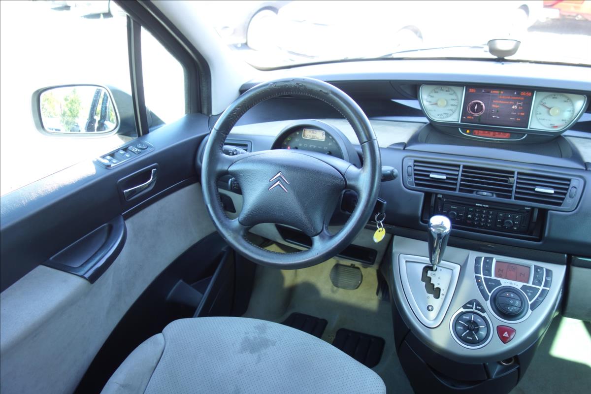 Citroën C8