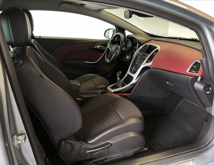 Opel Astra 11