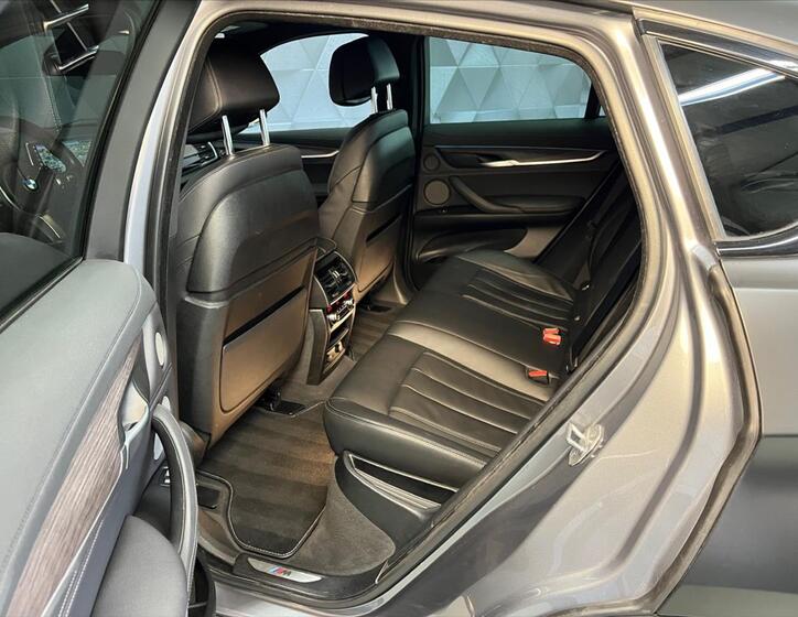 BMW X6 12