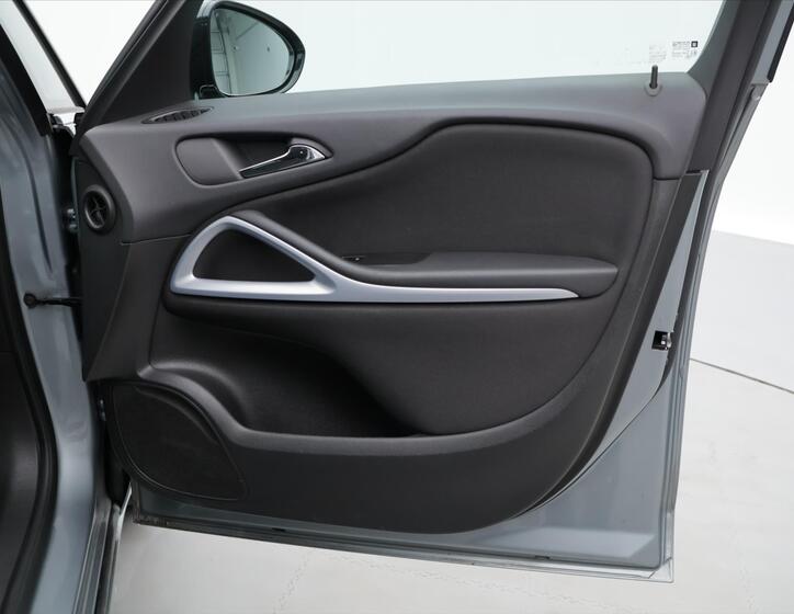 Opel Zafira 13