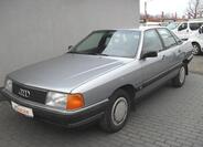 Audi 100 1