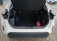 Toyota Yaris Cross 13