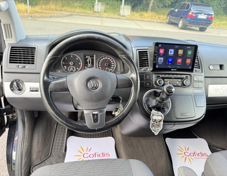 Volkswagen Multivan 19
