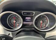 Mercedes-Benz GLE 9