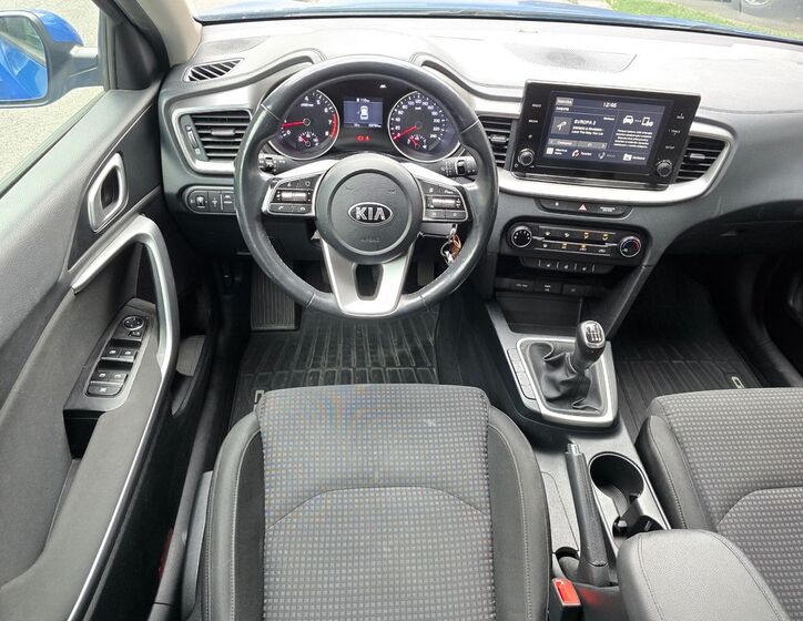 KIA Ceed 11