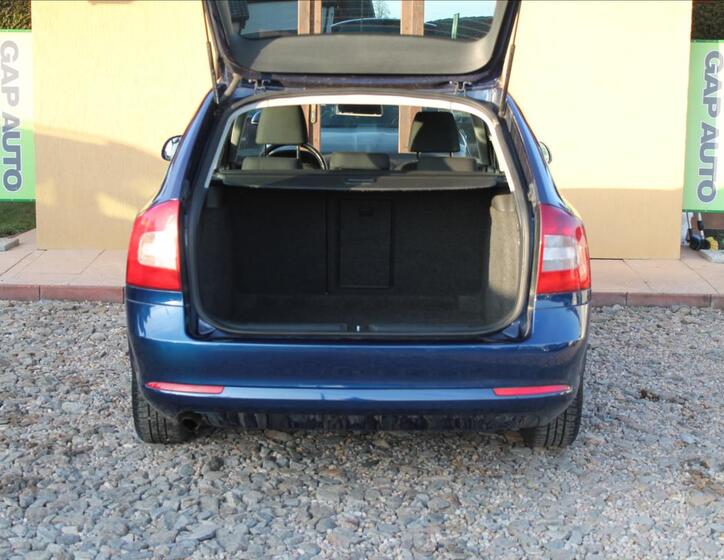 Škoda Octavia 19