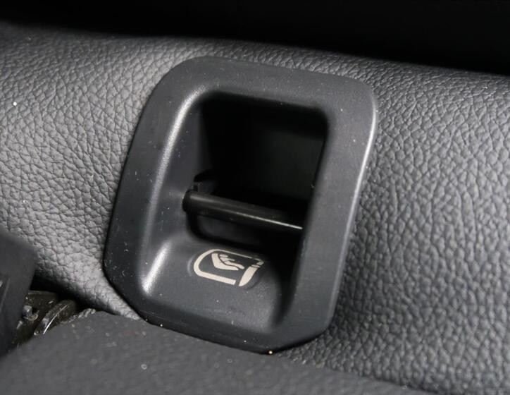 Mercedes-Benz CLA 28