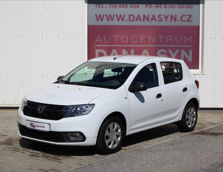 Dacia Sandero 1