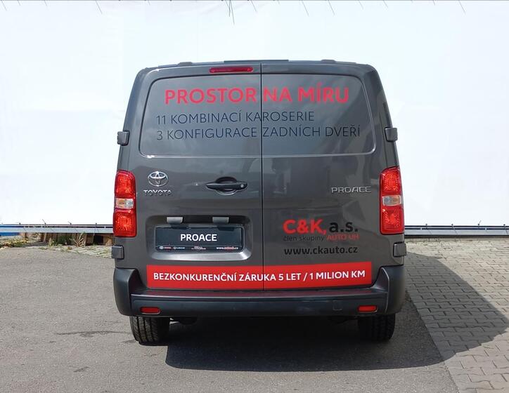 Toyota ProAce 5