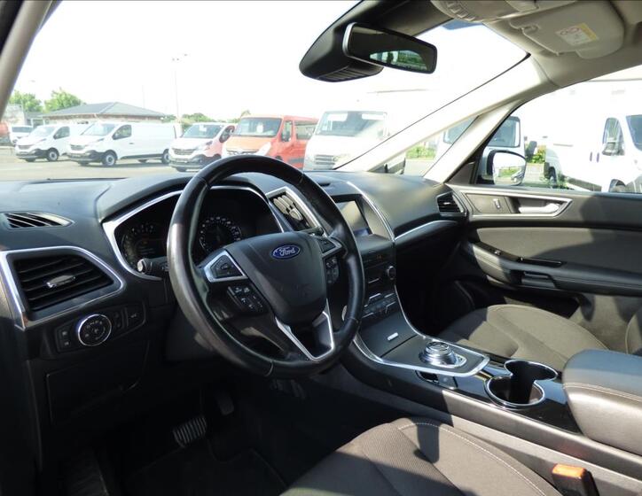 Ford S-MAX 10