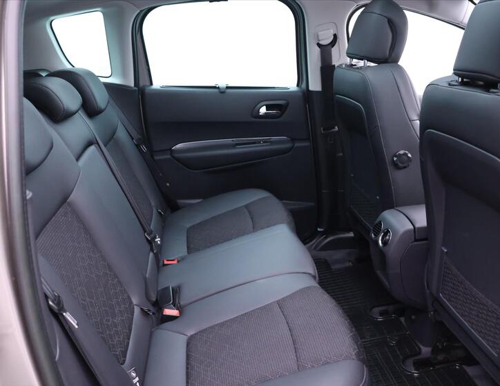 Peugeot 3008 13