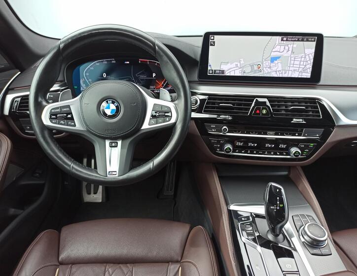 BMW Řada 5 18