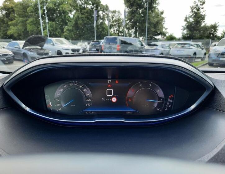 Peugeot 3008 16