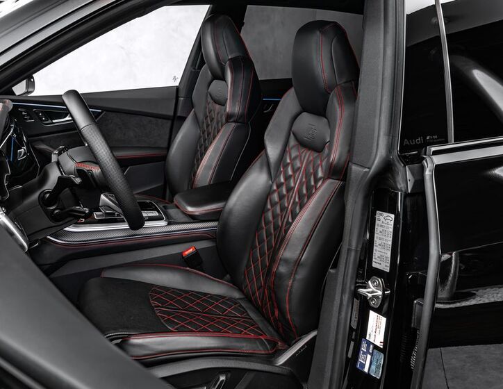 Audi SQ8 12