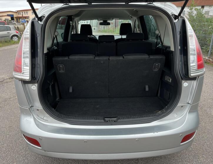 Mazda 5 25