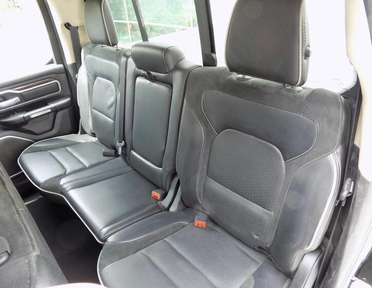 Dodge RAM 1500 14