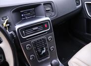 Volvo V60 17