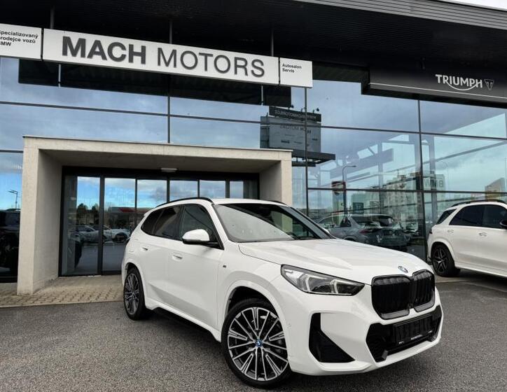 BMW iX1 1
