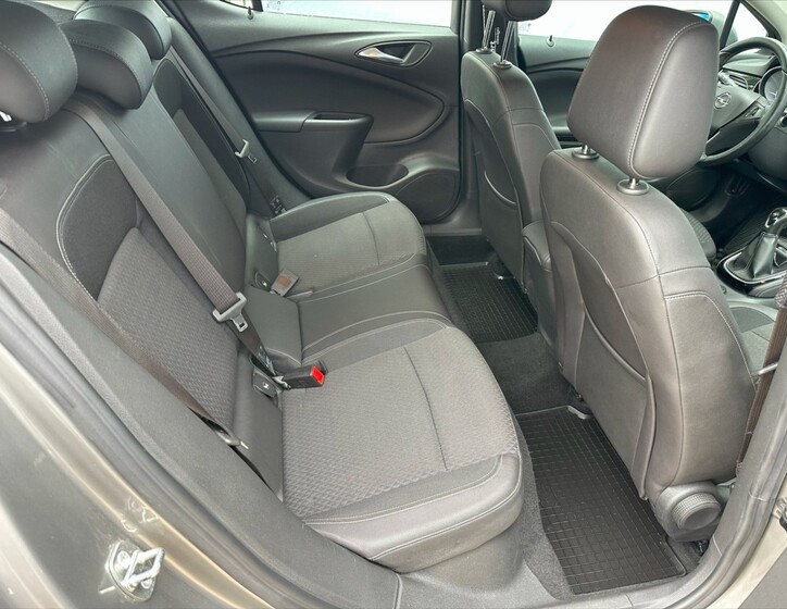 Opel Astra 14