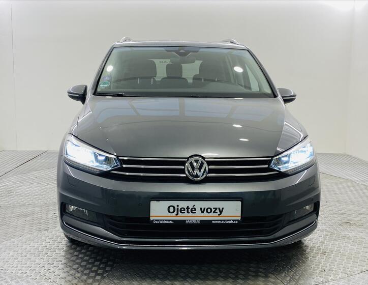 Volkswagen Touran 4
