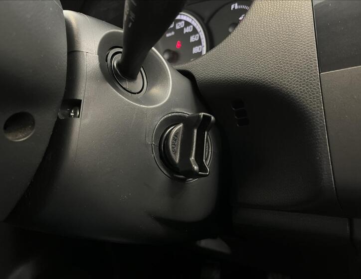Suzuki Swift 12