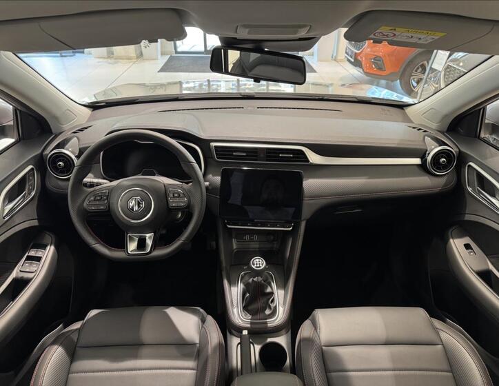 MG ZS 6