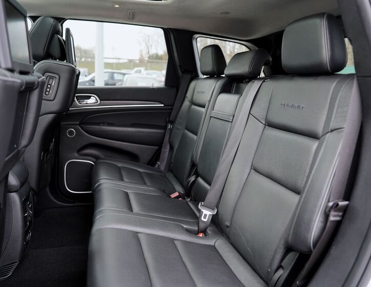 Jeep Grand Cherokee 22