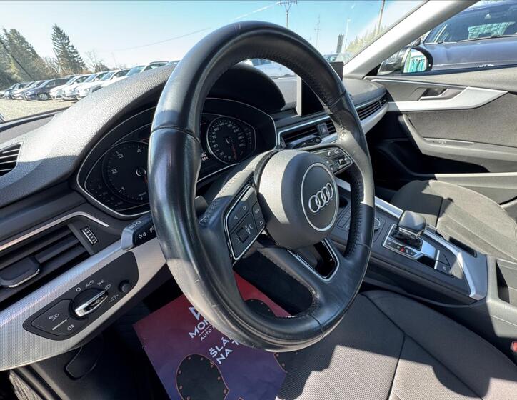 Audi A4 12