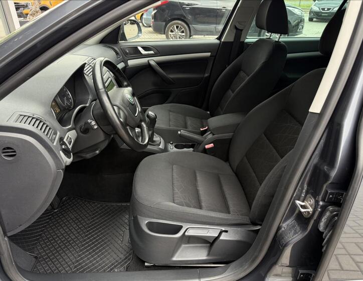 Škoda Octavia 10