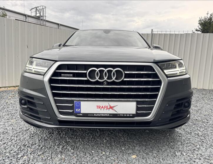 Audi Q7 2