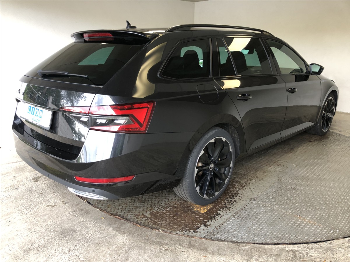 Škoda Superb