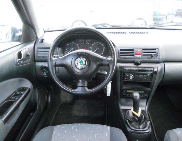 Škoda Octavia 13