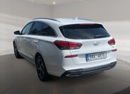 Hyundai i30 4