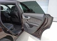 Audi Q8 26