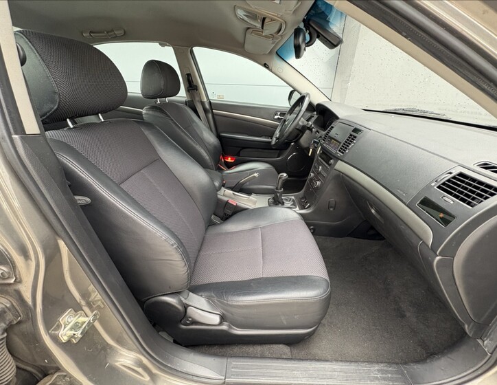 Chevrolet Epica 19