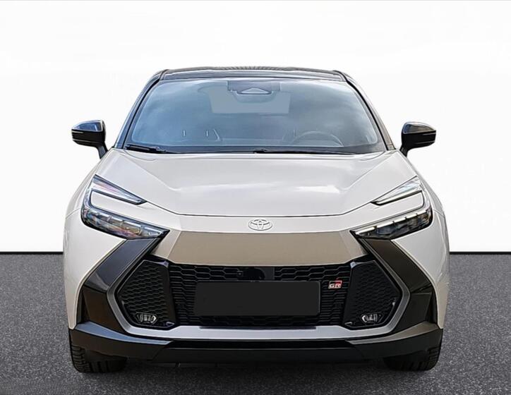 Toyota C-HR 2