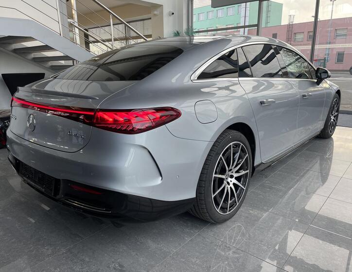 Mercedes-Benz EQS 3