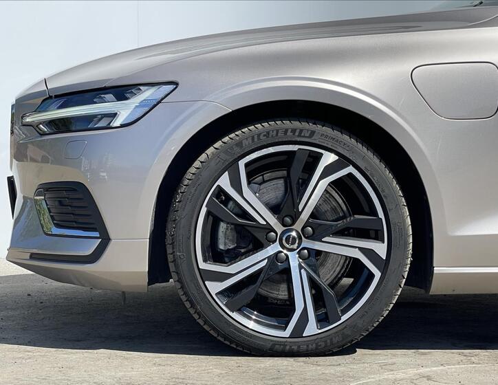 Volvo S60 18