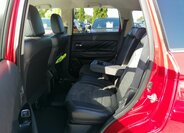 Mitsubishi Outlander 11