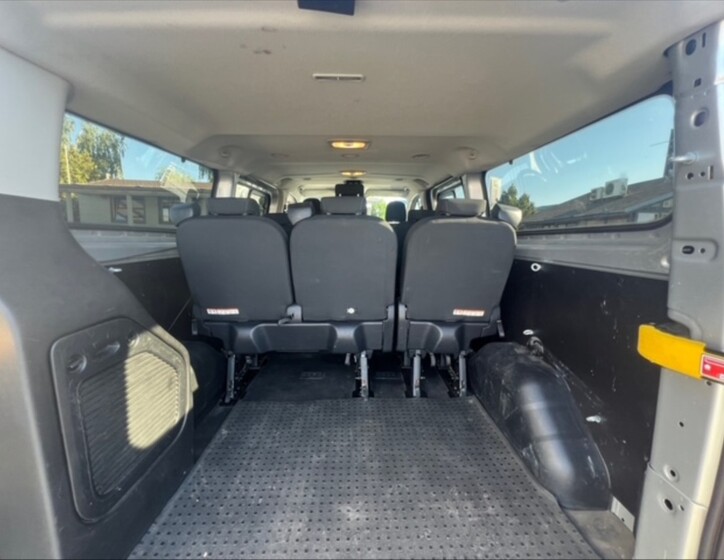 Ford Transit Custom 6