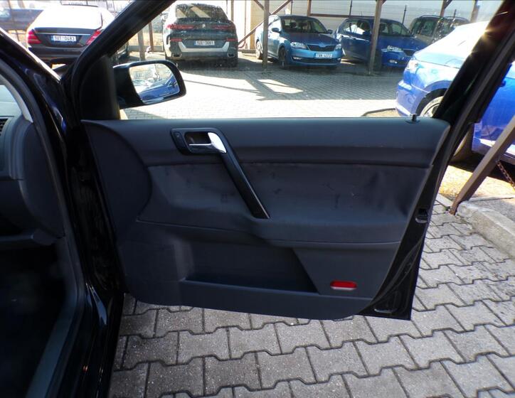 Volkswagen Polo 28