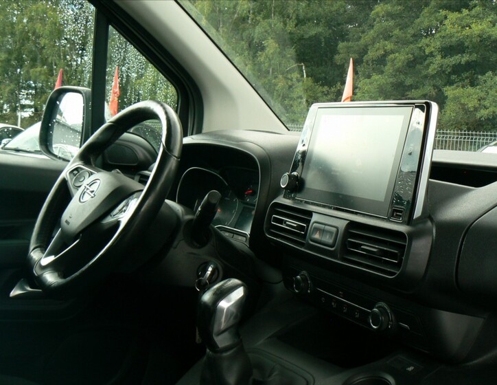 Opel Combo 16
