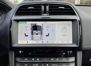 Jaguar F-Pace 26