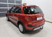 Suzuki SX4 6