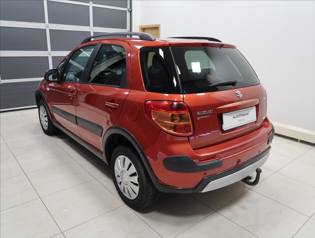 Suzuki SX4