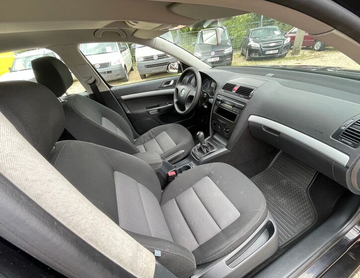 Škoda Octavia 19